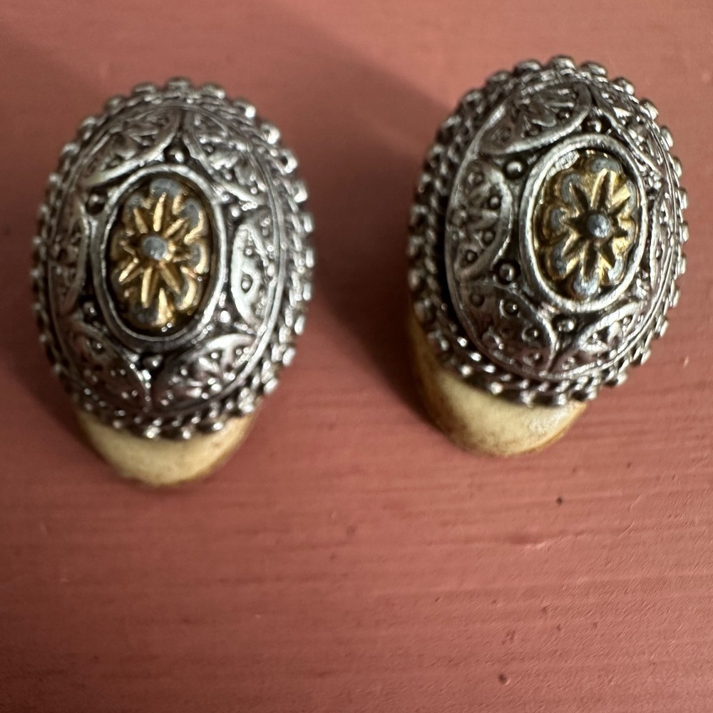 Vintage Silvertone Clip-On Earrings with Crystal Accents - Picture 2 of 9